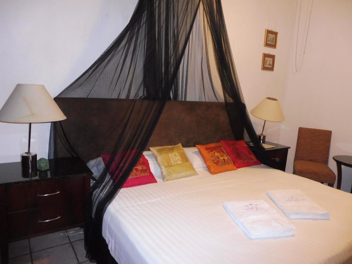 Hostel Casa Adriana Puerto Vallarta Exterior foto